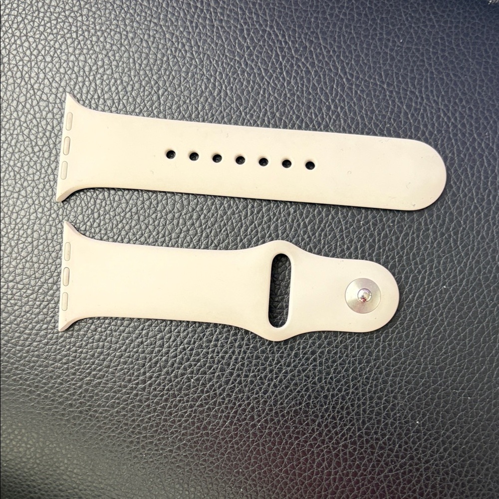 APPLE WATCH Silicone  Cream Sports Band NWT 38/40mm